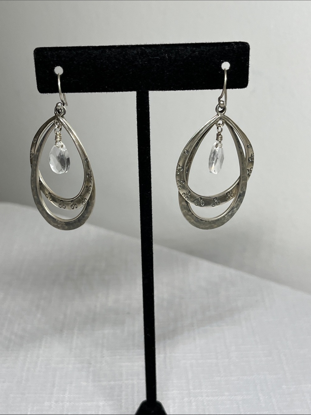 SILPADA Sterling Silver Earrings
Dangle Hoop
Retired